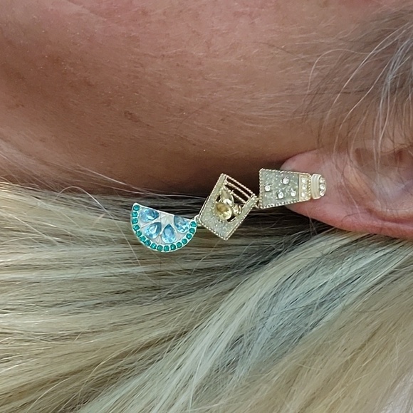 🔥LAST PAIR🔥 Happy Hour Margarita Hinged Drop Earrings - Picture 1 of 7